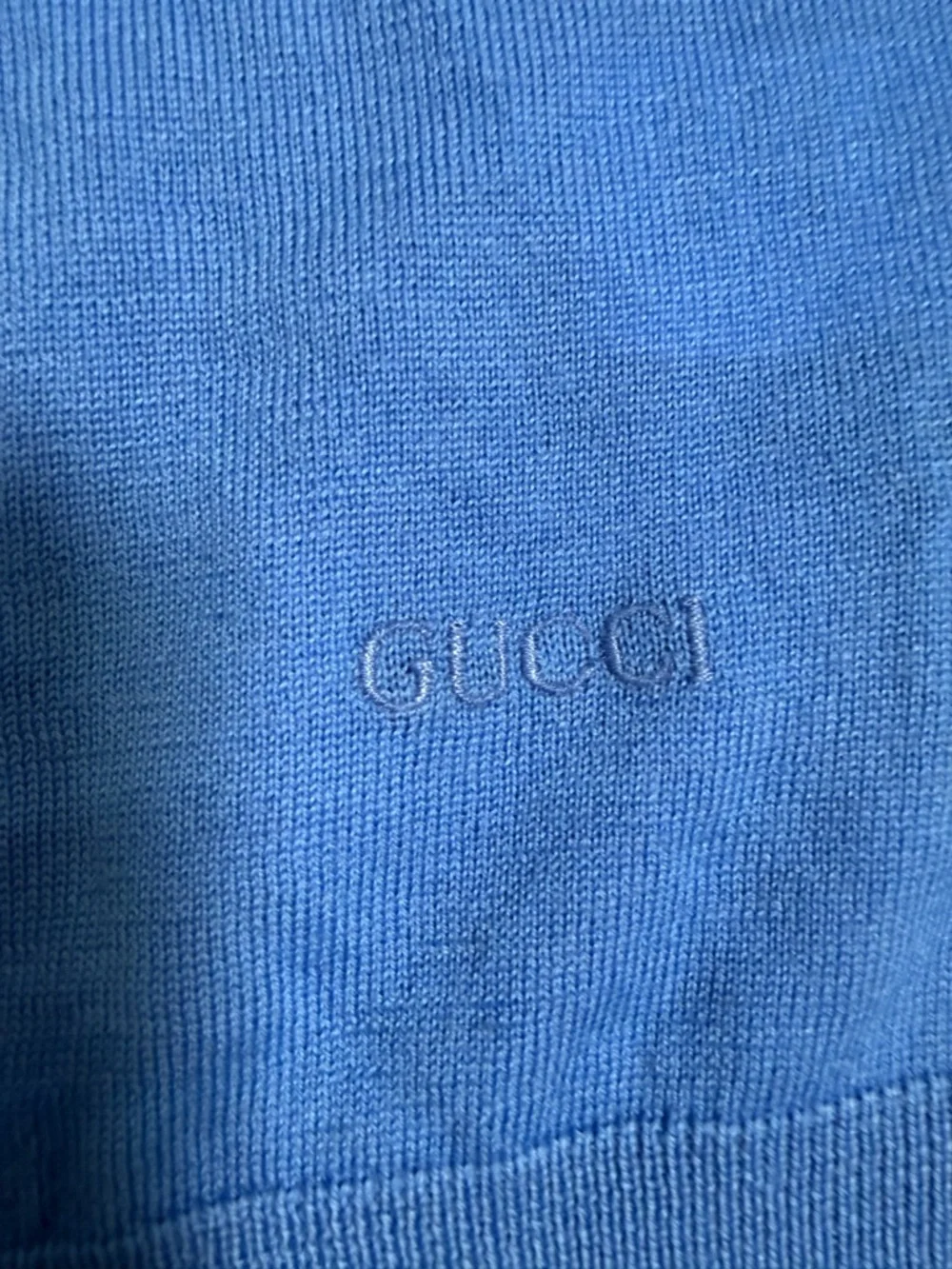 Gucci Men’s Bright Blue V-Neck Sweater